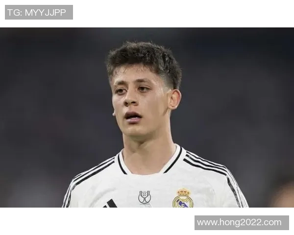 居莱尔本场数据亮眼：7次关键传球助攻频繁 2射1正2解围2抢断全面表现