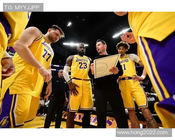 克莱伯时隔八个月再度亮相湖人赛场 第三节披挂上阵迎来第二次出战