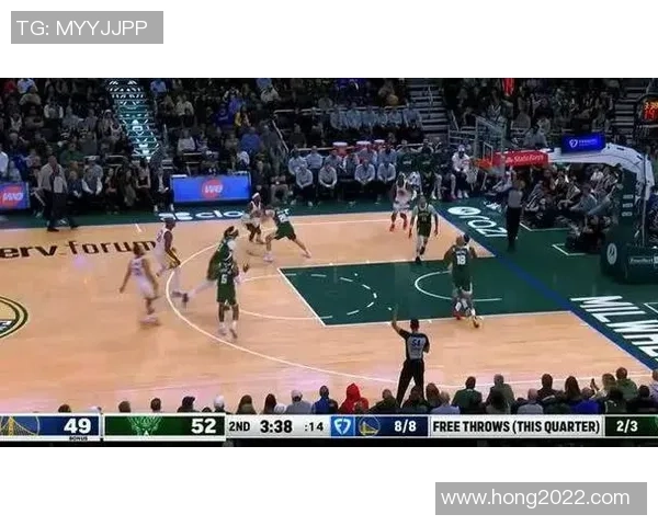 斯玛特巧妙挡人被判非法掩护 随后造成勇士进攻犯规成功夺回球权 斯玛特巧妙挡人被判非法掩护 随后造成勇士进攻犯规成功夺回球权