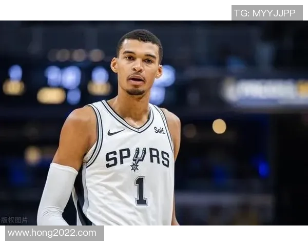 文班亚马表示球队需发表声明 强调不再将输球作为焦点